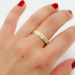 Load image into Gallery viewer, 14K Solid Yellow Gold Diamond Ring.