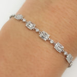 Load image into Gallery viewer, BFN61167. 14K Solid Gold Diamond Bracelet