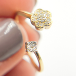 Load image into Gallery viewer, 14K Solid Gold Flower Diamond Ring.