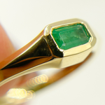 Load image into Gallery viewer, 14K Solid Gold Emerald Ring.