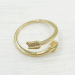 Load image into Gallery viewer, 14K Solid Gold Diamond Arrow Ring.