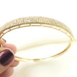 Load image into Gallery viewer, KG92. 14K Solid Gold Bangle with Diamonds