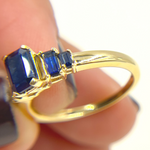 Load image into Gallery viewer, 14K Solid Yellow Gold Blue Sapphire Cluster Ring.