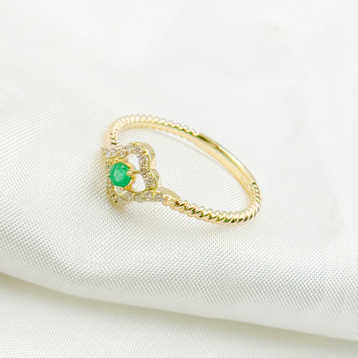 14K Solid Yellow Gold Diamond and Emerald Flower Ring.