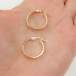 Load image into Gallery viewer, 14K Gold Ribbed Round Hollow Hoop Earrings