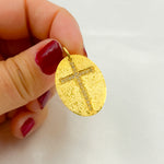 Load image into Gallery viewer, DC531. Diamond Sterling Silver Oval Cross Pendant