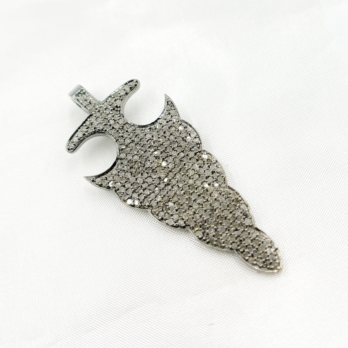 DP121. Diamond Sterling Silver Black Rhodium Arrow Head Pendant