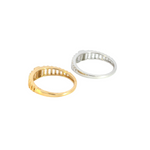 Load image into Gallery viewer, 14K Solid Gold Baguette Statement Diamond Ring.