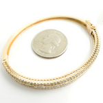 Load image into Gallery viewer, KG88. 14K Solid Gold Diamonds Bangle