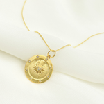 Load image into Gallery viewer, GDP226. 14K Solid Gold Diamonds Star Circle Charm