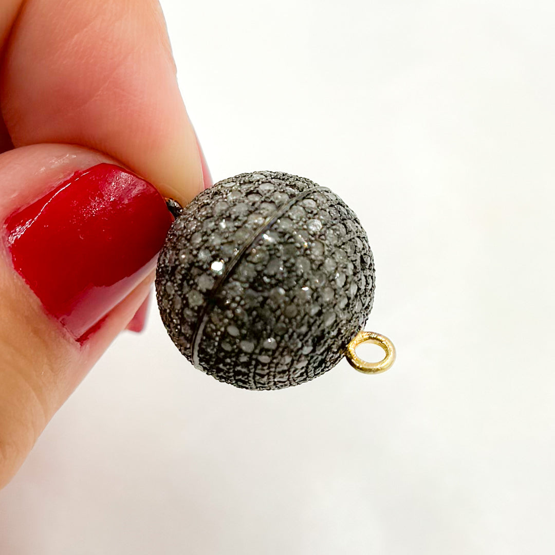 DC477. Diamond Sterling Silver Magnetic Round Clasp