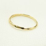 Load image into Gallery viewer, 14K Solid Gold Hammered Ring