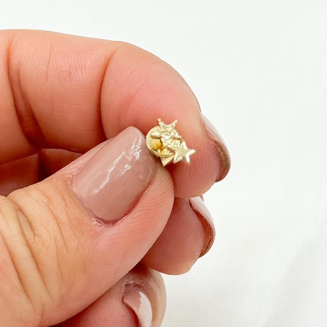 14k Solid Gold Diamond Stars Stud Earrings. ER415221Y