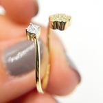Load image into Gallery viewer, 14K Solid Gold Flower Diamond Ring.