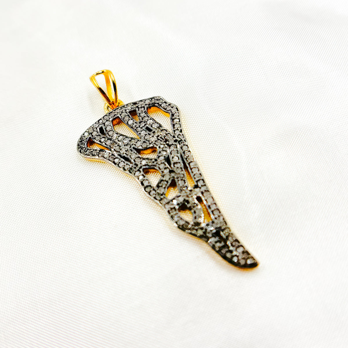 DP08. Diamond Sterling Silver Wing Pendant
