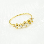 Load image into Gallery viewer, 14K Solid Gold Diamond Ring.