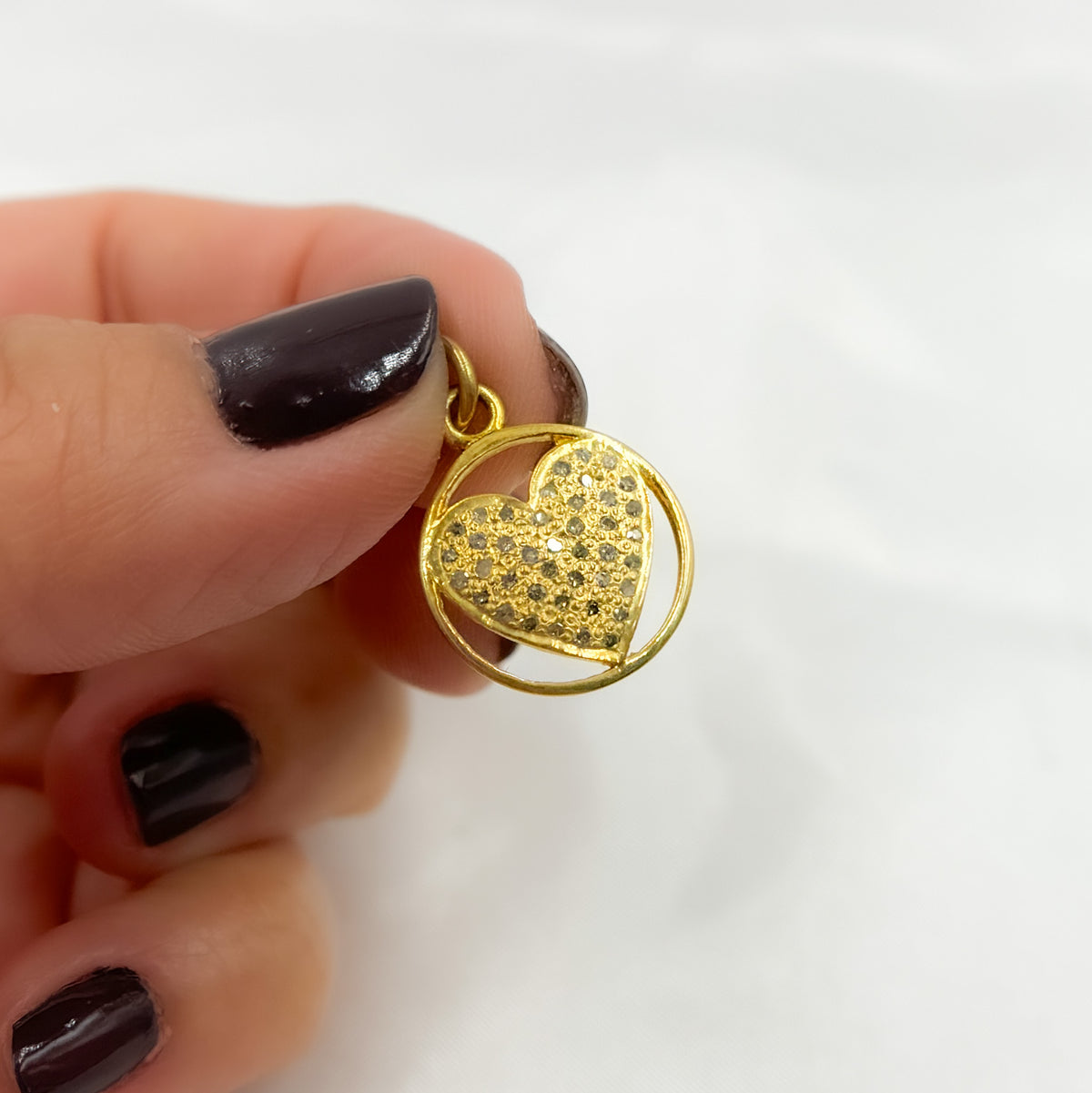 DC947. Diamond Sterling Silver Round Heart Charm