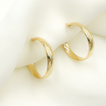 Load image into Gallery viewer, GER100. 14K Solid Gold Smooth Hollow Hoop Earrings