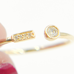 Load image into Gallery viewer, 14K Solid Gold Diamond Ring.