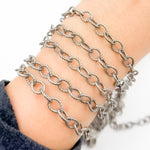 Load image into Gallery viewer, Silver Twisted Round Link Chain