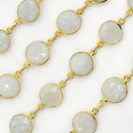 Load image into Gallery viewer, White Moonstone Round Shape Bezel Gold Plated Wire Chain. CMS26