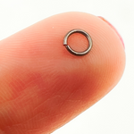 Load image into Gallery viewer, MFT060DE4BR. Black Rhodium 925 Sterling Silver Open Jump Ring Gauge: 22. Size: 4mm.