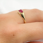 Load image into Gallery viewer, 14K Solid Gold Gemstone Ring.