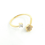 Load image into Gallery viewer, 14K Solid Gold Flower Diamond Ring.