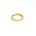 Load image into Gallery viewer, 14k Solid Yellow Gold Diamond Ring.