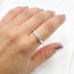 Load image into Gallery viewer, 14k Solid Gold Diamond Ring.