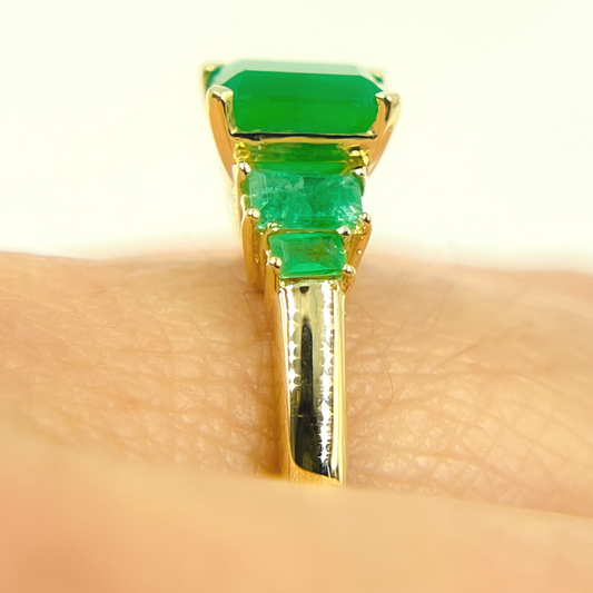 14K Solid Yellow Gold Emerald Cluster Ring.
