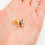 Load image into Gallery viewer, DE030. Diamond Silver Flower Studs