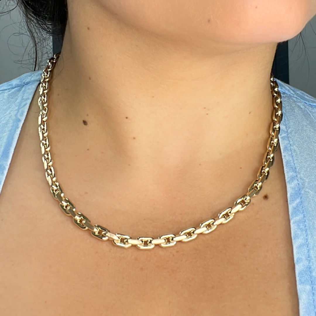 14K Yellow Hollow Gold Smooth and Textured Oval Link Necklace