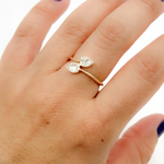 Load image into Gallery viewer, 14k Solid Gold Diamond Leaves Ring.