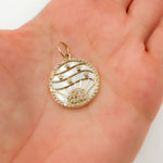 Load image into Gallery viewer, Gold Round Pendant