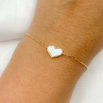 Load image into Gallery viewer, BR404076. 14K Solid Gold Mother of Pearl Heart Bracelet