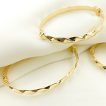 Load image into Gallery viewer, KG105. 14K Solid Gold Twisted Bangle