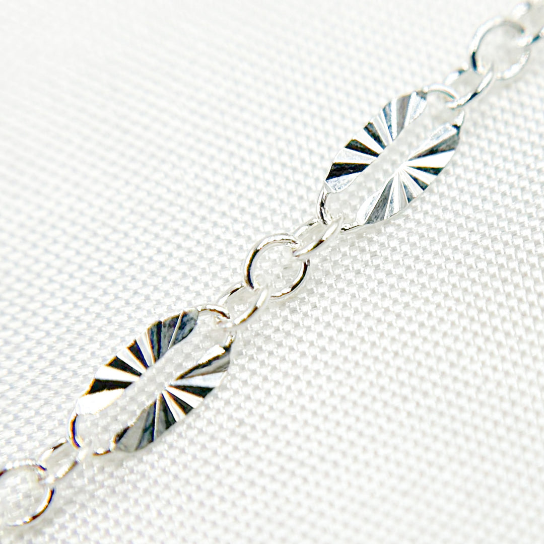 163SBSFSS. Sterling Silver Diamond Cut Marina Link Chain