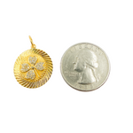 Load image into Gallery viewer, 14K Gold with Diamonds Circle Shape Clover Charm. GDP102