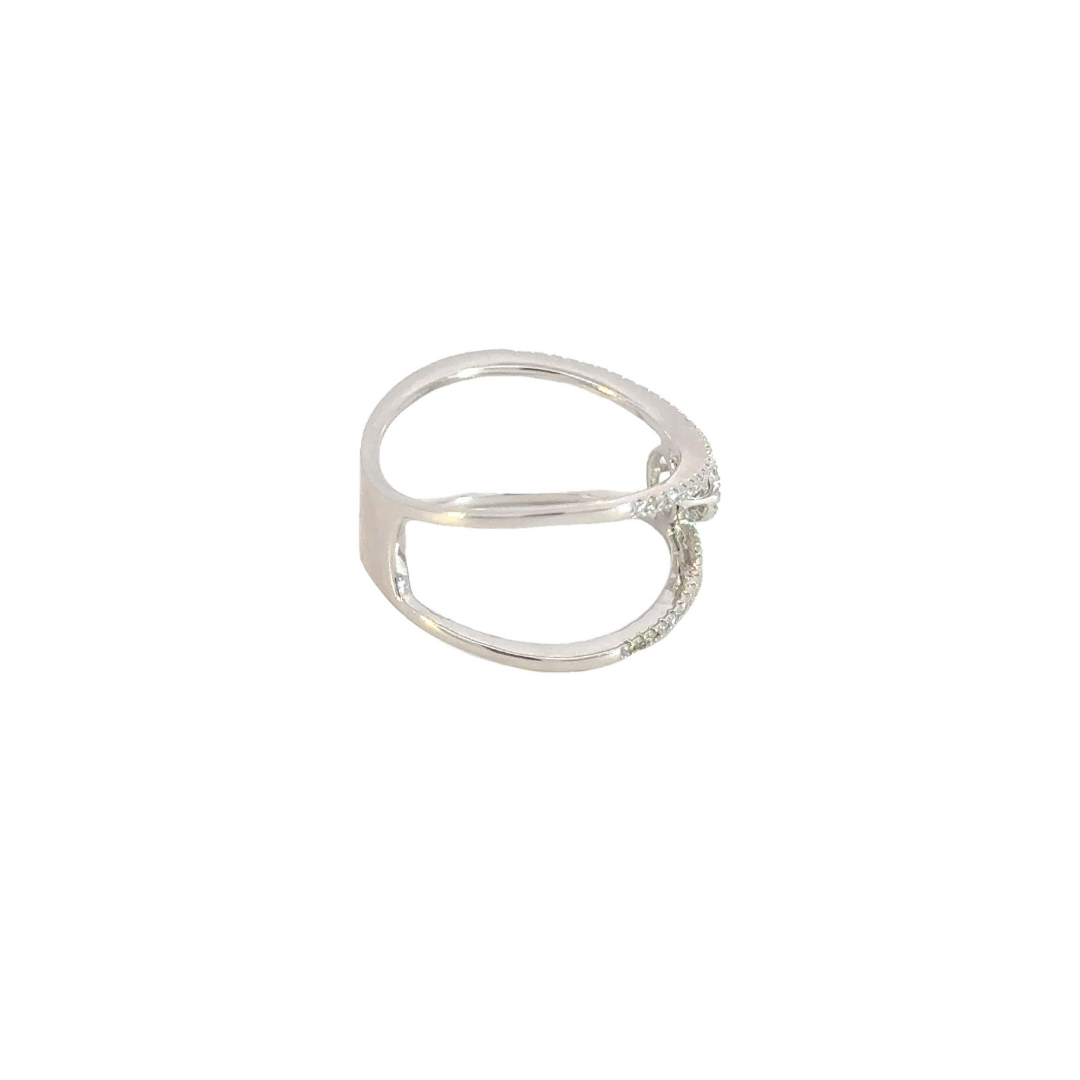 14k Solid White Gold Diamond Ring.