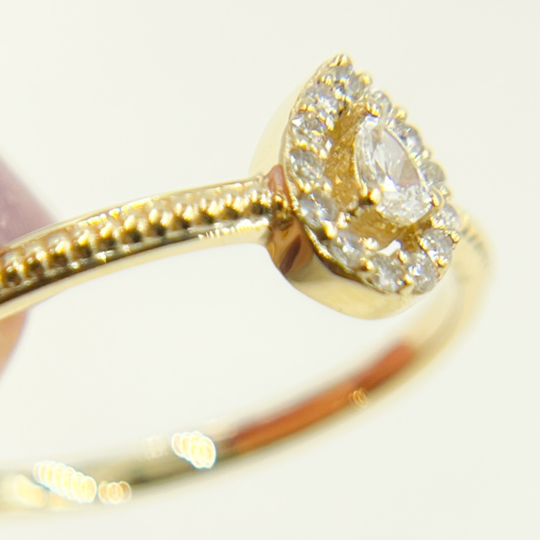 14K  Gold Drop Diamond Ring. ZGG697