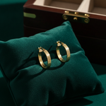 Load image into Gallery viewer, 15850015641. 14K Solid Gold Ribbed Round Hollow Hoop Earrings