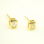 Load image into Gallery viewer, 14k Yellow Gold Rectangle Diamond Studs