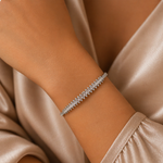 Load image into Gallery viewer, DBG00294. 14K Solid Gold Diamond Bangle