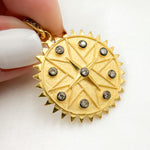 Load image into Gallery viewer, Silver Round Star Pendant