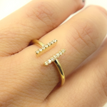 Load image into Gallery viewer, 14K Solid Yellow Gold Bars Diamond Ring.