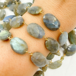 Load image into Gallery viewer, Labradorite Oval Shape Gold Plated Wire Chain. LAB75