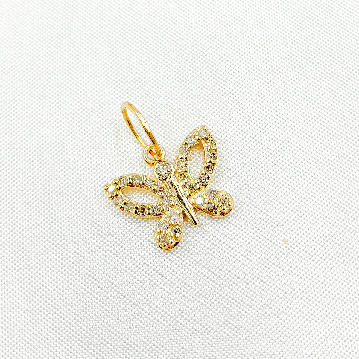 14k Solid Gold Diamonds Butterfly Charm. GDP630