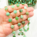 Load image into Gallery viewer, Chrysoprase Coin Shape Gold Plated Wire Chain. CHR16
