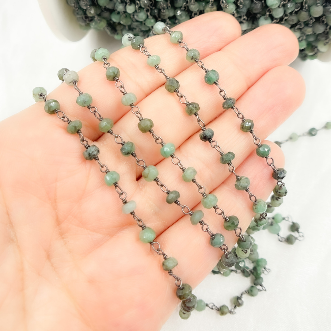 Emerald Oxidized Wire Chain. EME8